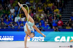 app f hoop raffaeli sofia ita sfe01561 simone ferraro ph